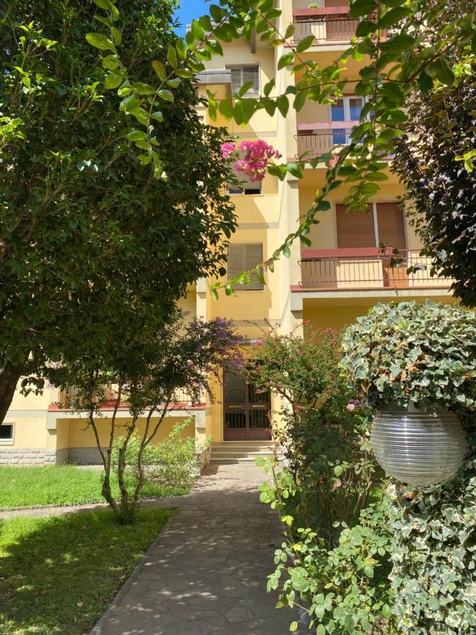 Florence - Quiet & Comfortable Apartment Buitenkant foto